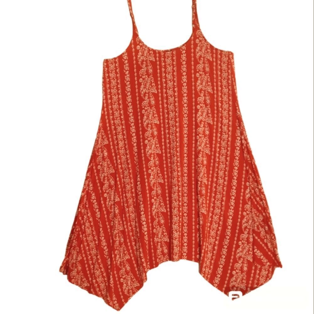 Torrid Pinkish Red Paisley 1X Spaghetti Strap Swing Dress